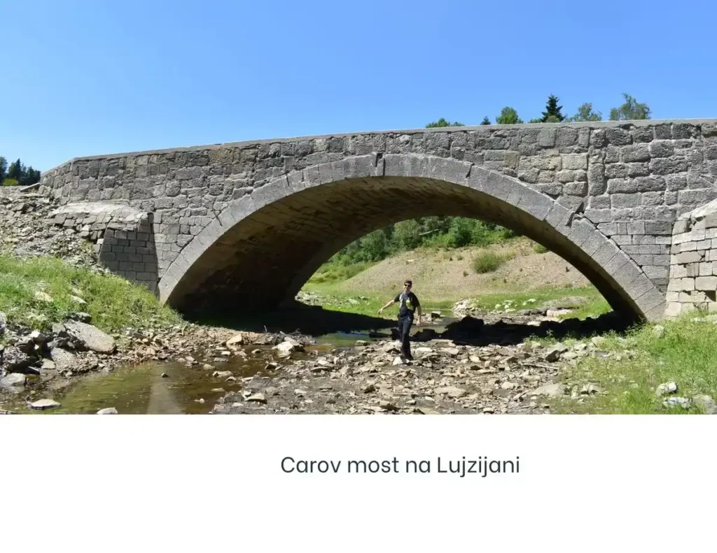 Lokvarsko jezero, Carov most na Lujzijani može biti pod akumulacijom za visoke razine. Foto©M.R.