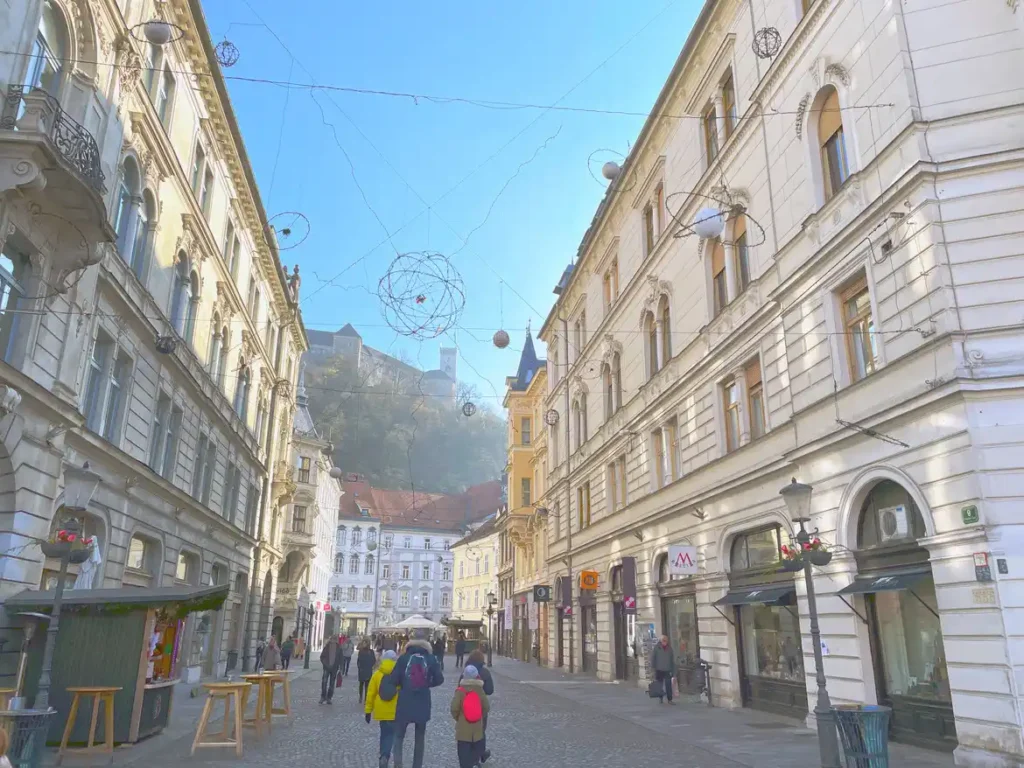 Ljubljana kroz 3 koraka, pogled prema dvorcu. Foto©Z.R.