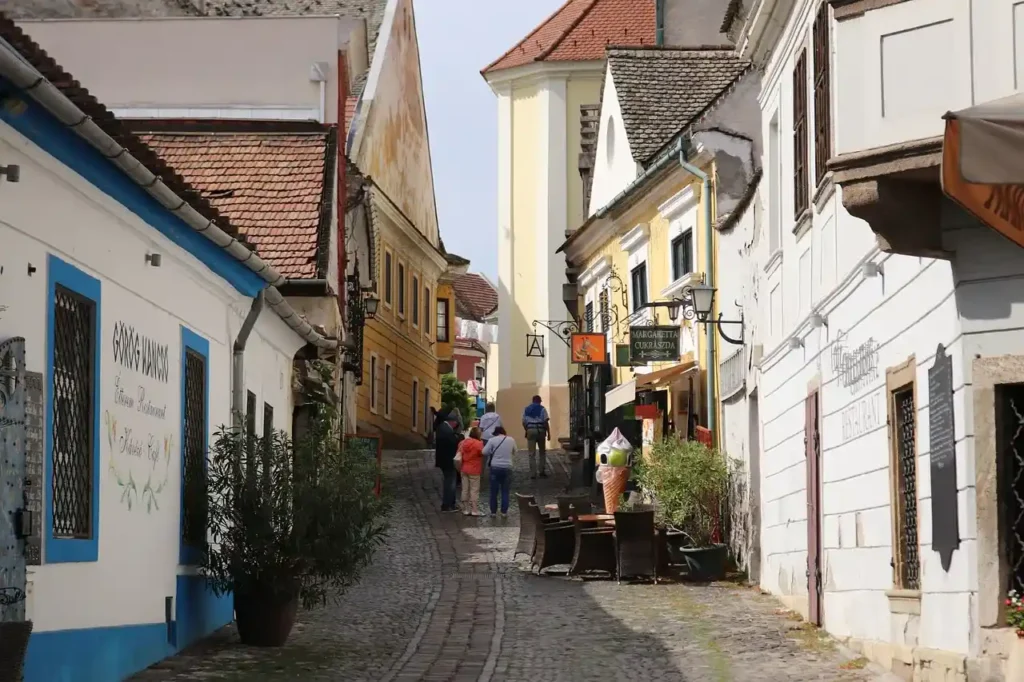 Pitoreskna Senandrija, ulice umjetnosti.