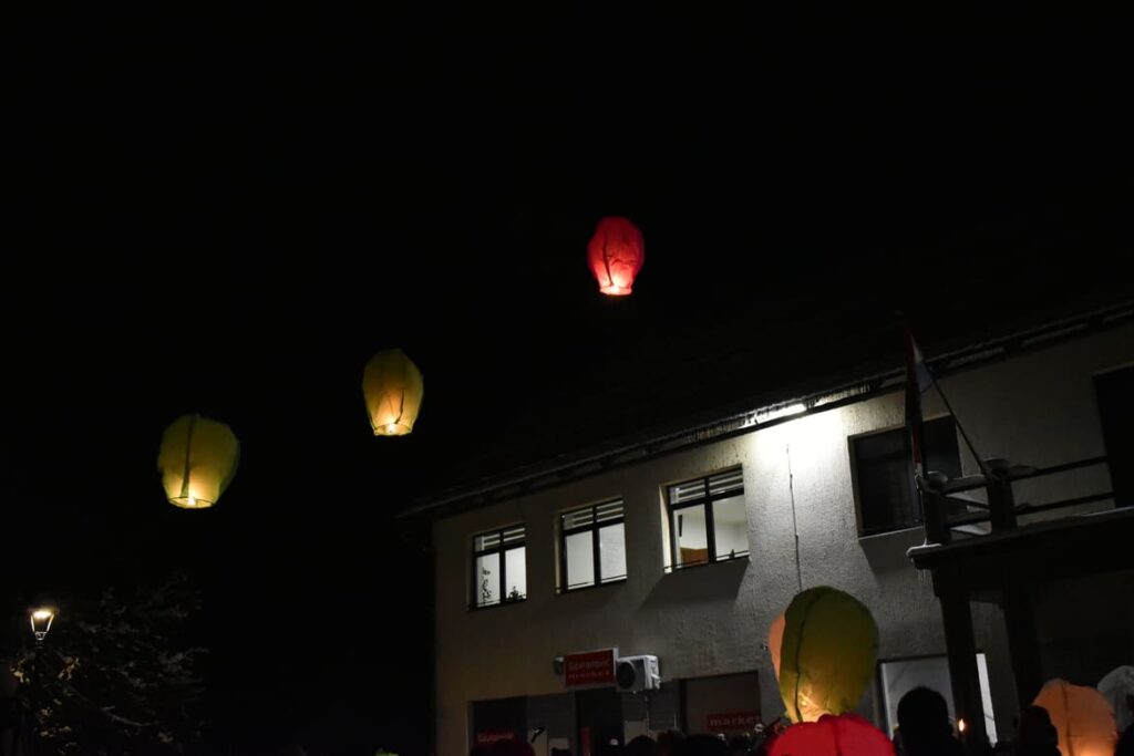 Noć Špilja 2024, Lokve, lampioni. Foto©Z.R., 2024 (2)