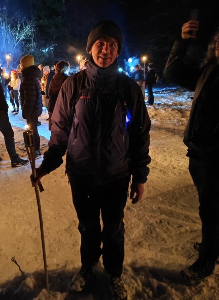 Noć Špilja 2024, Lokve, sa bakljom. Foto©J.J., 2024