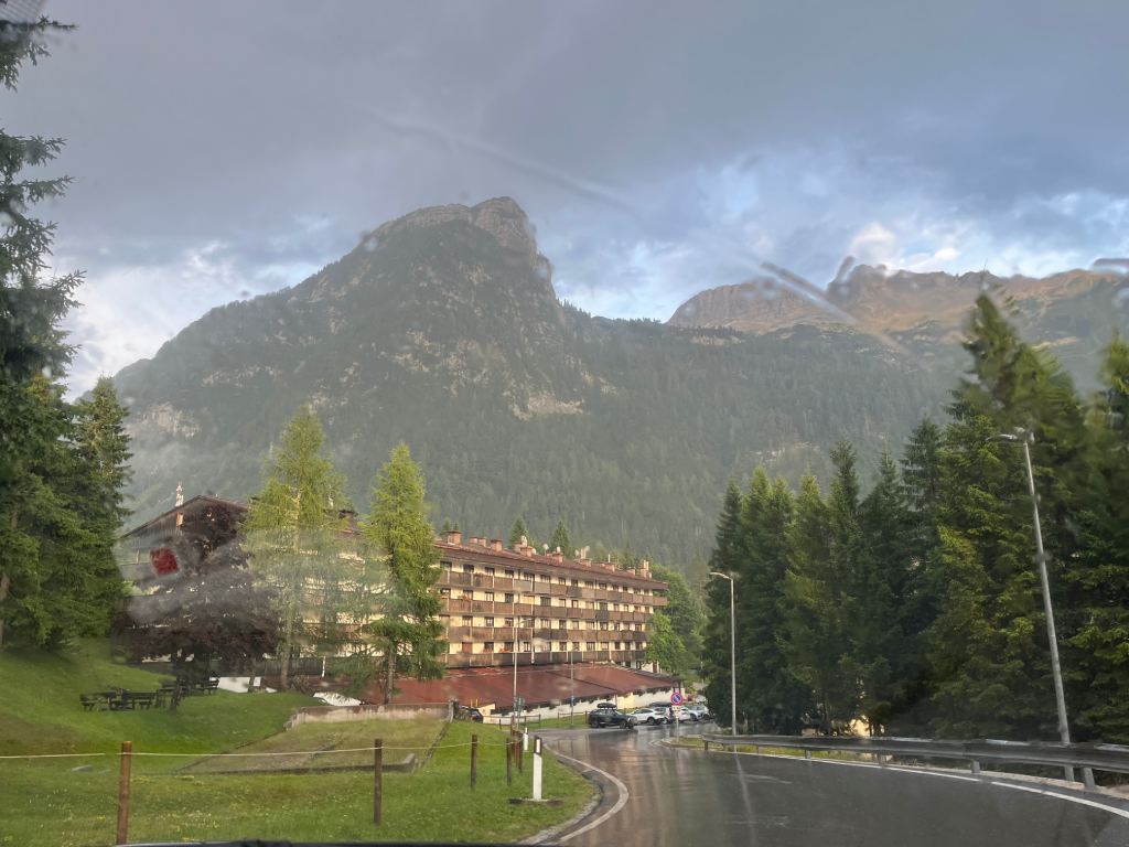 Cima di Terrarossa, Sella Nevea nakon kiše.