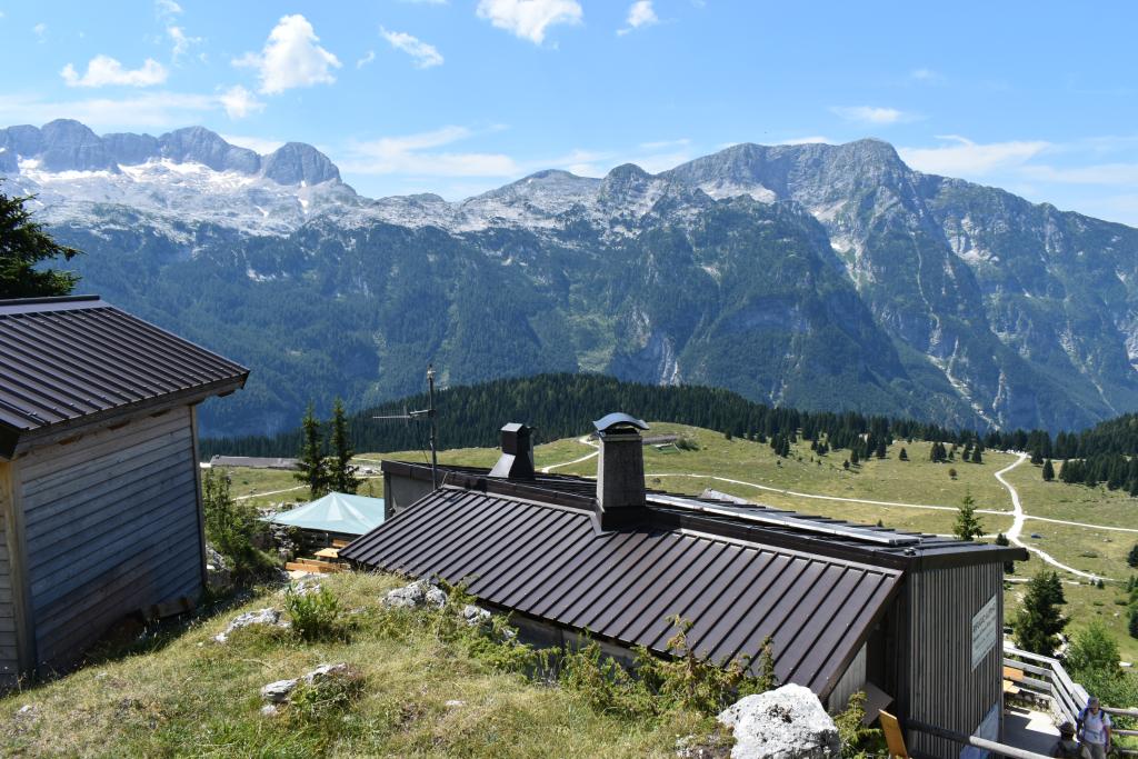 Cima di Terrarossa, pl. dom Rifugio Giacomo di Brazza.