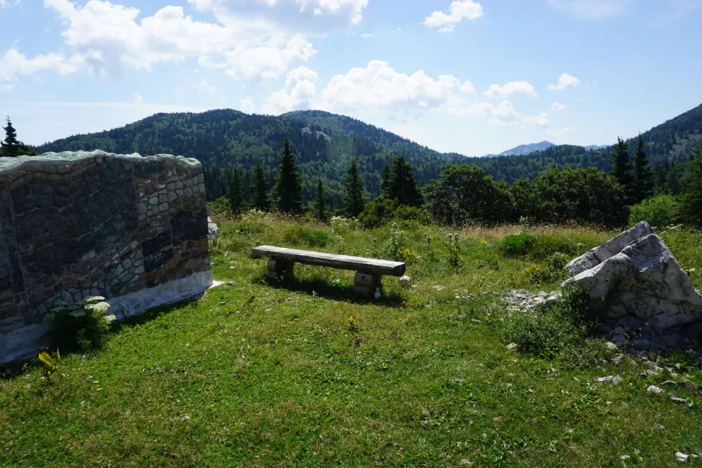 Premužićeva staza, krajolik ispod Zavižana. Foto Zdravko Rajko