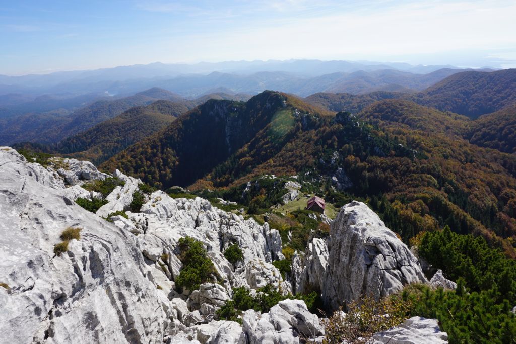 Vilje - Risnjak, pogled na dom sa vrha.